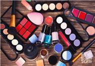 化妆品皮肤过敏是什么原因?症状表现有什么