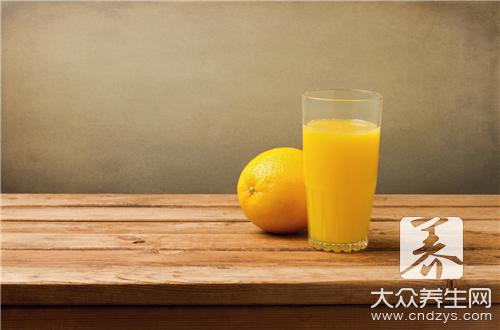 喝橙汁喝多臉會變黃嗎？