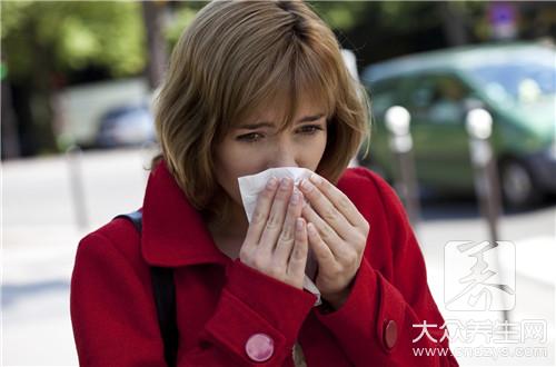 打喷嚏流鼻涕是鼻炎吗？