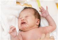 新生儿哭闹怎么回事？有五大原因