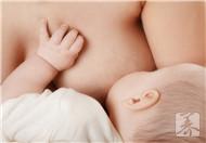 【妈咪课堂】新生儿母乳喂养技巧有哪些？