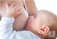 小孩吃母乳的好处，婴儿吃母乳竟然有这么多好处