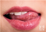 唇炎是怎么引起的?这些原因你须知