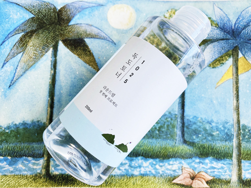 润肤水和精华水哪家先用