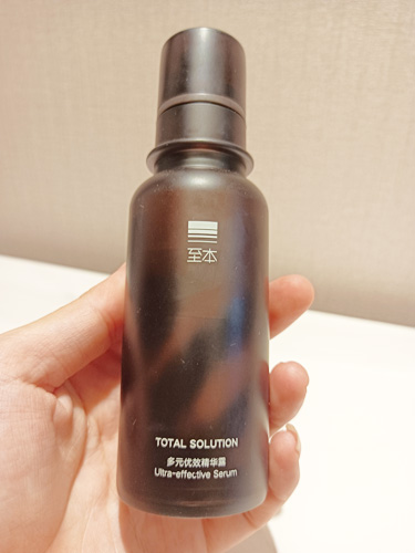 精华霜和精华液的区别