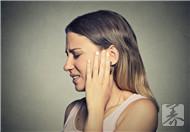 耳朵发热有哪些预兆？