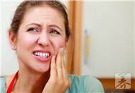 牙疼怎麼辦？治療要及時