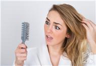 女性严重脱发是什么病？