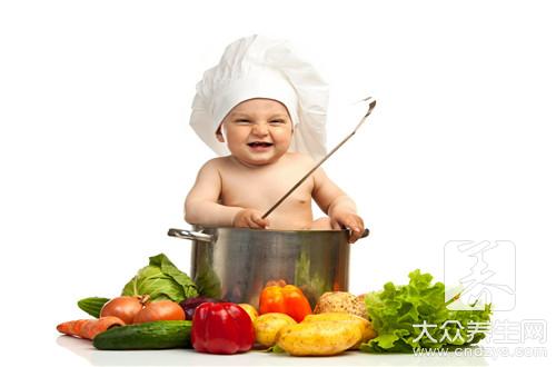 婴儿辅食：牛油果香蕉泥制作方法 
