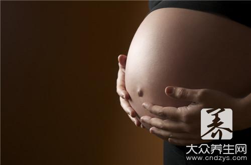 女性在孕期，这3种行为会让孩子留下“胎记”，第一种很多人爱做(1)