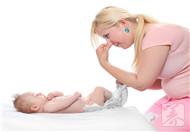 刚出生的婴儿吃母乳拉稀正常吗
