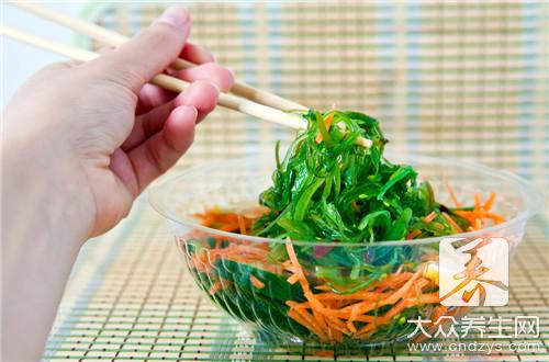 酸蕨菜的腌制方法是什么？