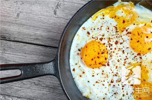 煮荷包蛋的做法是怎样的？