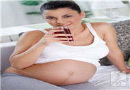 产科医生提醒孕妇：为了胎儿的健康，立秋后这三种食物最好不要吃