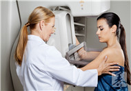 乳房纤维瘤需要手术吗？