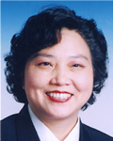 曹娜英