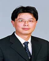 李芊
